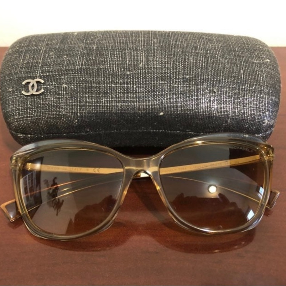 🕶️ Chanel Sunglasses